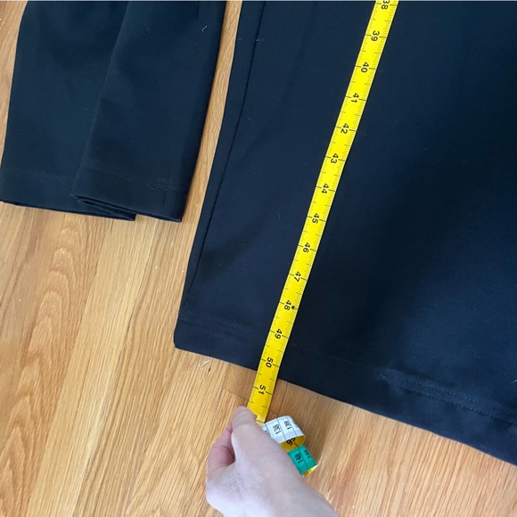 NWOTGAP BELTED JUMPSUIT - Picture 6 of 12